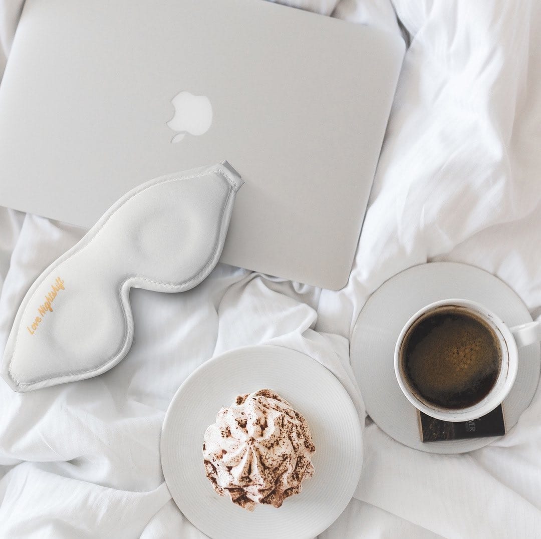 Sleeping Masks How To Choose The Right Sleep Mask Love Nightshift