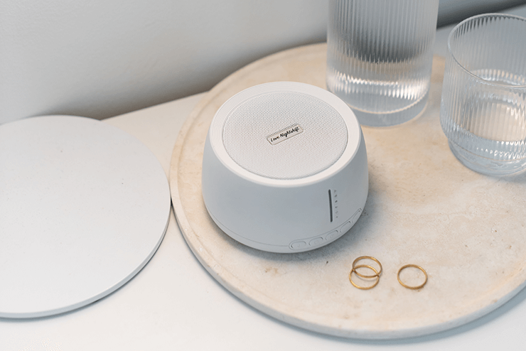 White-Noise-Machine-sleeping-for-adults